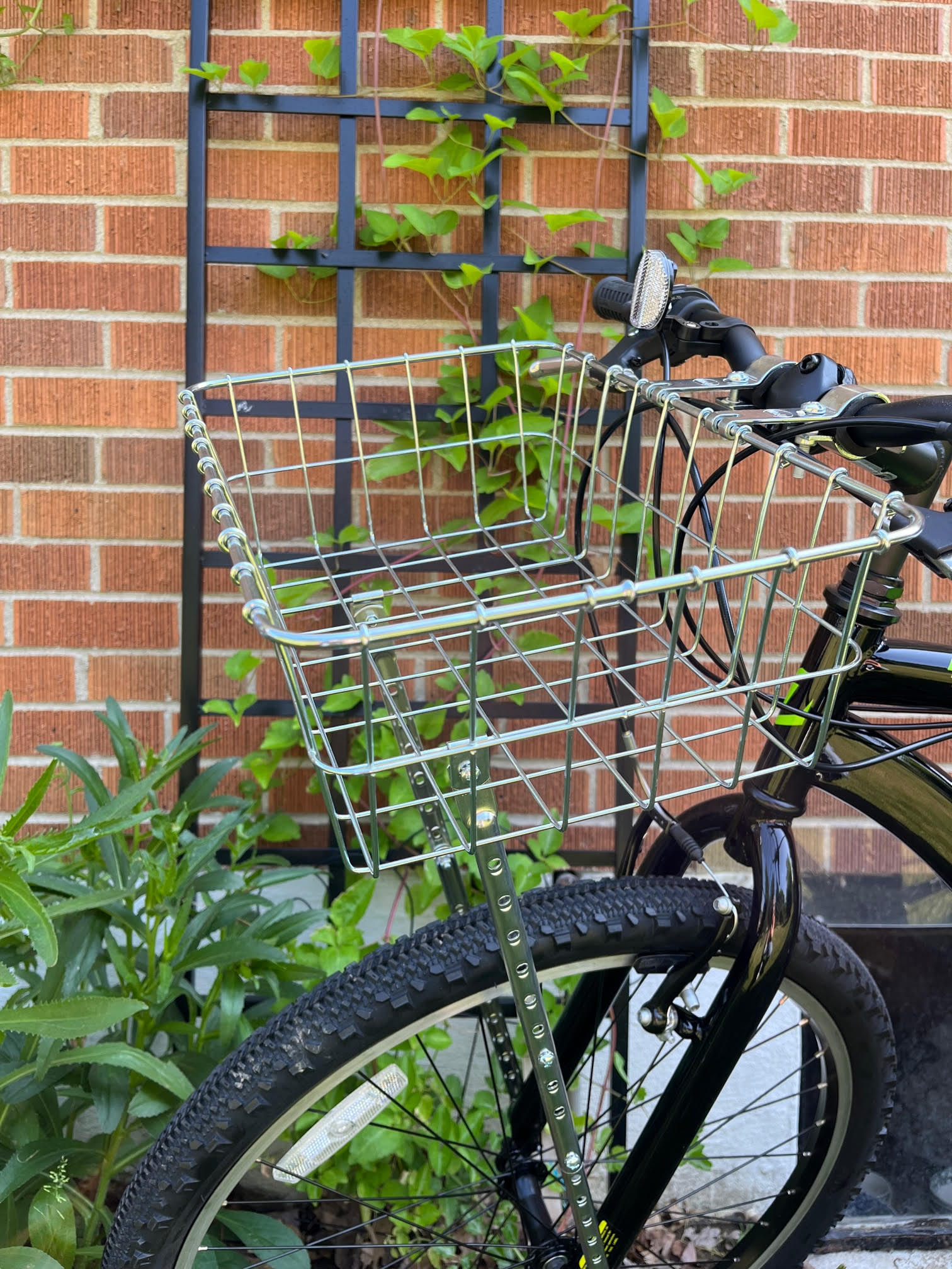 1372 Silver Front Basket – Wald Bicycle Baskets